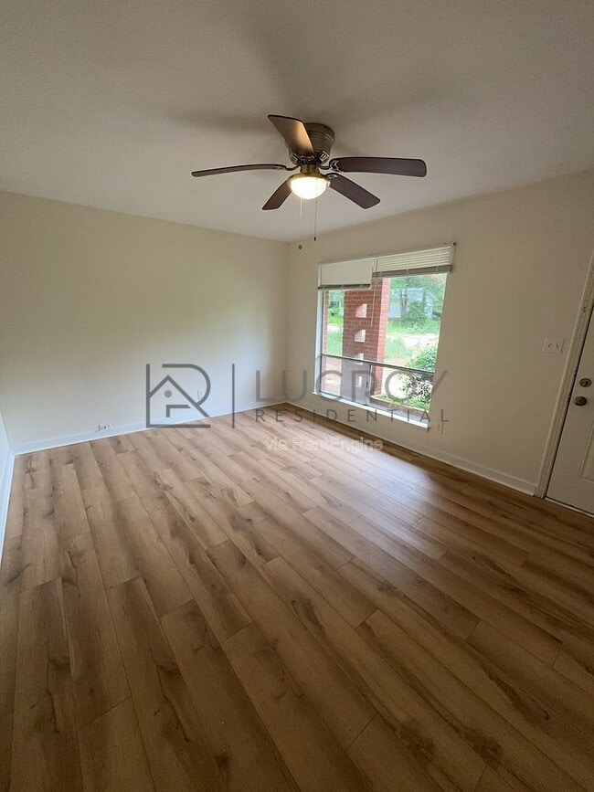 Photo - 1513 Maria Dr