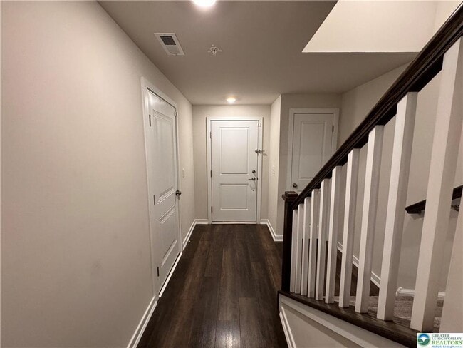 Photo - 4934 Brookside Ct