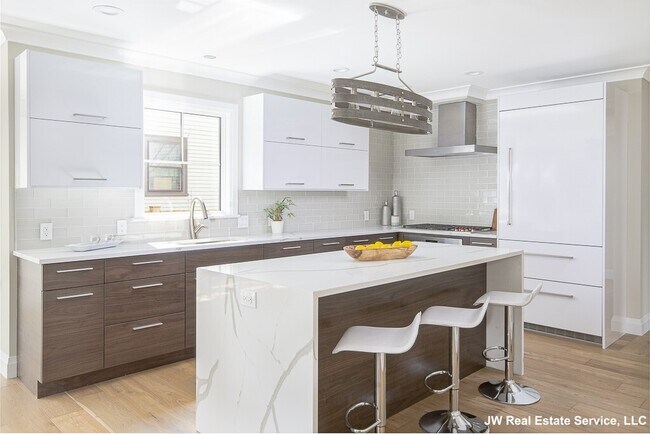 23 Winslow Rd