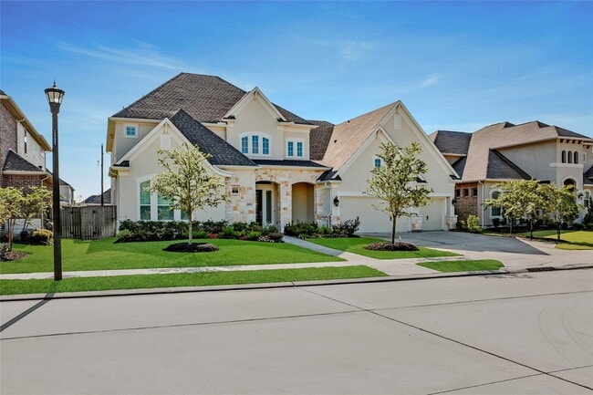 Photo - 2803 Winthrop Mdw Wy