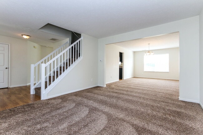 Photo - 10783 Standish Pl