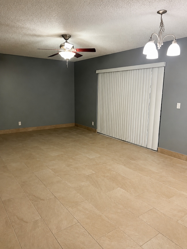 Photo - 1661 Balfour Point Dr Unit E