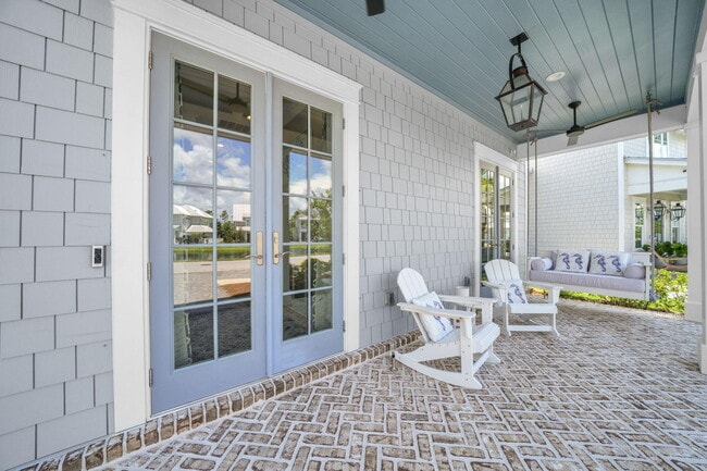 224 White Cottage Rd