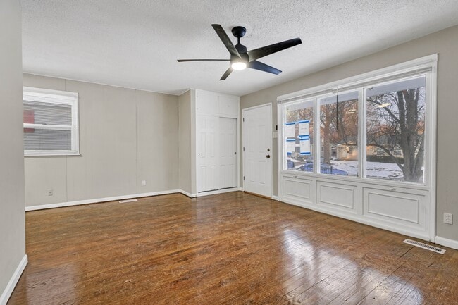 Photo - 9725 Medford Dr