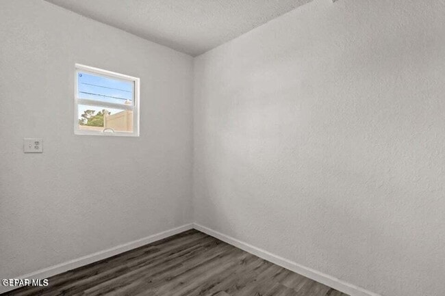 Photo - 613 N Cebada St