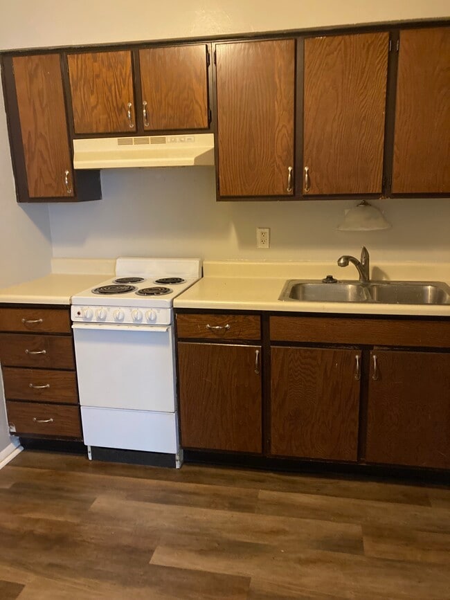 Green Town Apartments
