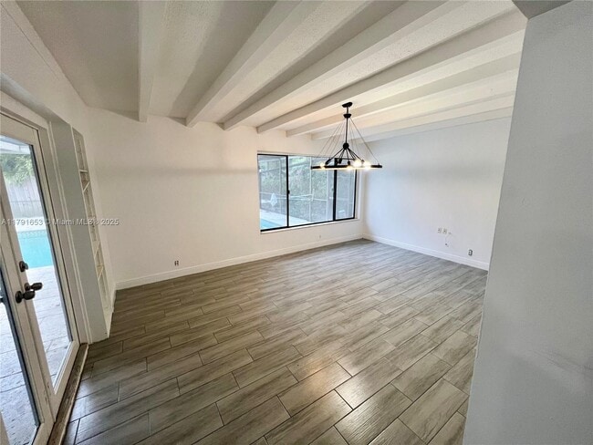 Photo - 5714 Greene St