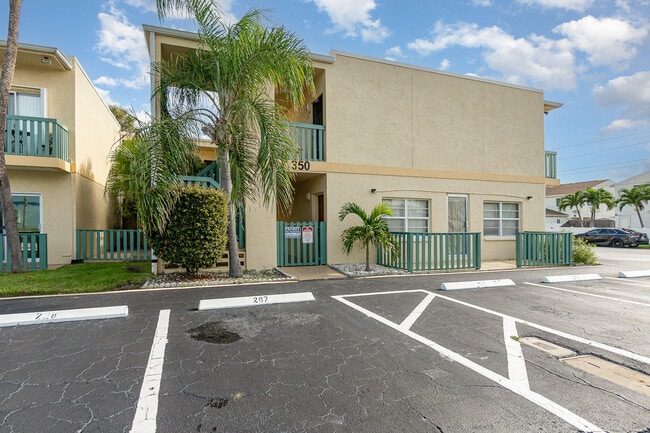 Building Photo - 350 Taylor Ave Unit 16 B Rental