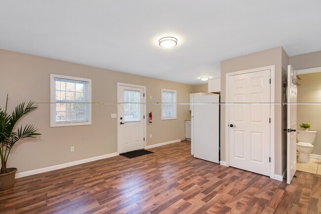 Photo - 293 Craig Ln Unit B