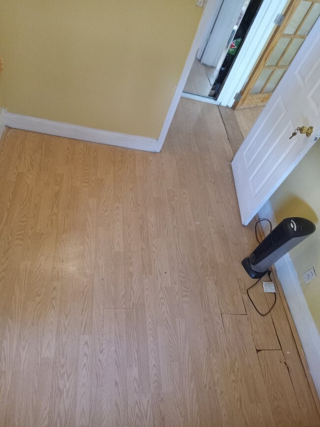 Photo - 144-39 158th St