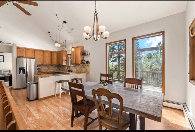 Photo - 30540 Rand Rd