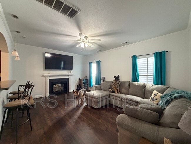 Photo - 1124 Rodgers St