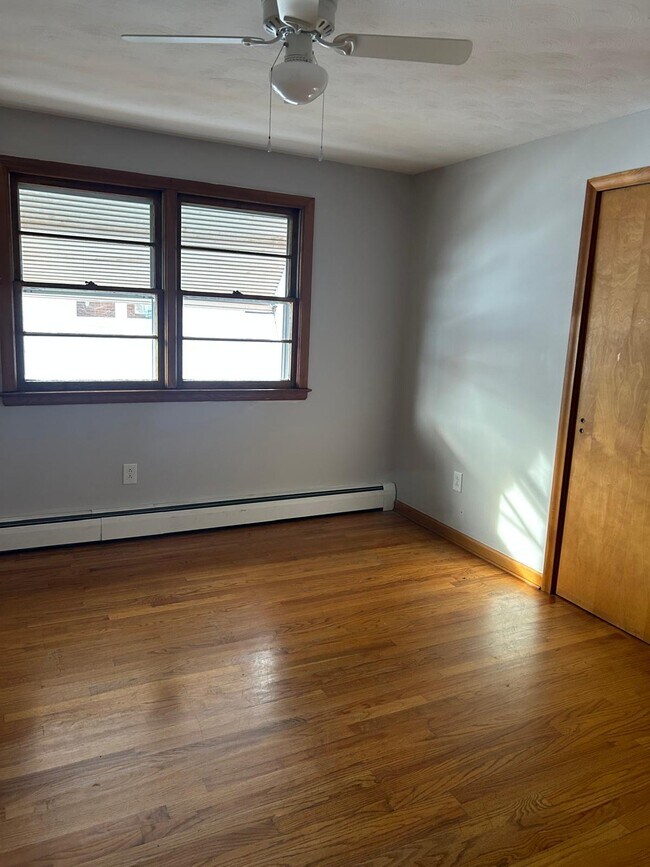 Photo - 121 Pinehurst Ave Unit Second Floor