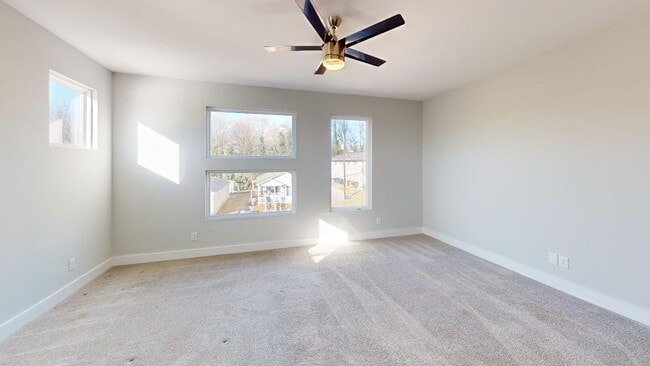 Photo - 3 story townhome in Seversville!