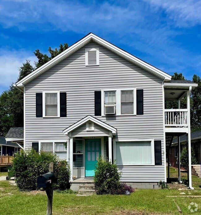 Building Photo - augus768 Unit B Up Rental