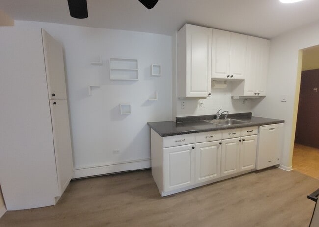 Photo - 8905 Knight Ave Unit 208