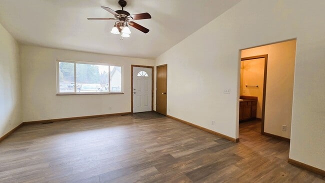 Photo - 2-Bed, 2-Bath, Single Level Home by Ponderosa Gold Course in Coeur d'Alene