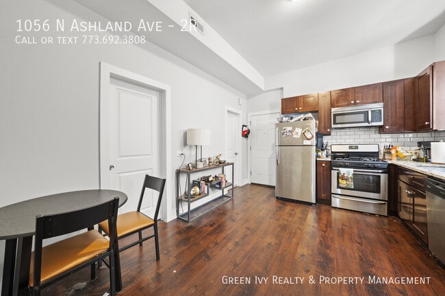 Photo - 1056 N Ashland Ave Unidad 2R