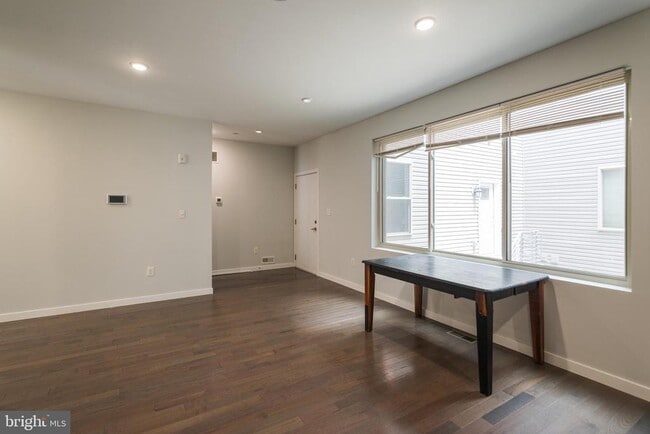 Photo - 1524 N 8th St Unit 2