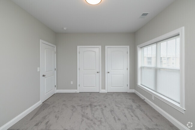 2BR, 2BA - 1,250SF - Primary Bedroom