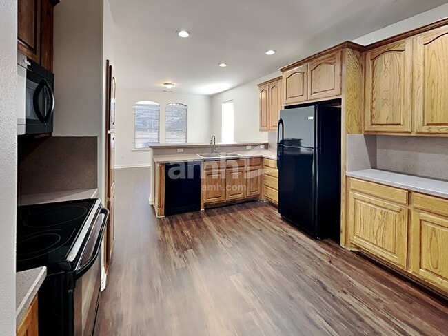 Photo - 5626 Chimney Rock Dr