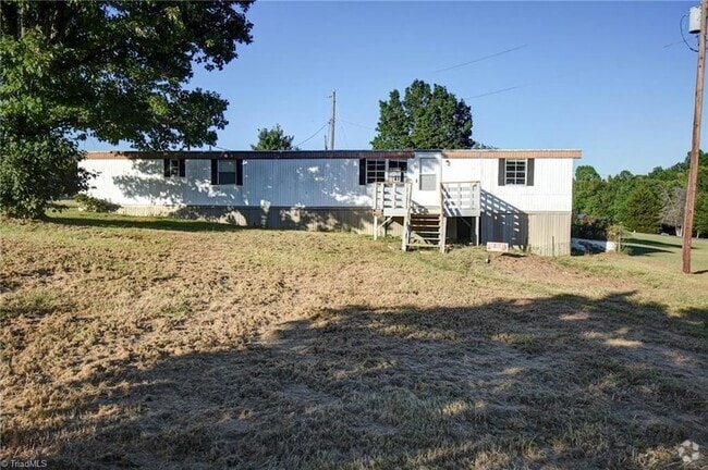 Building Photo - 5626 Spainhour St Rental