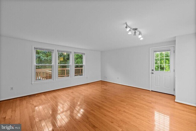 Photo - 14428 Black Horse Ct Casa Adosada