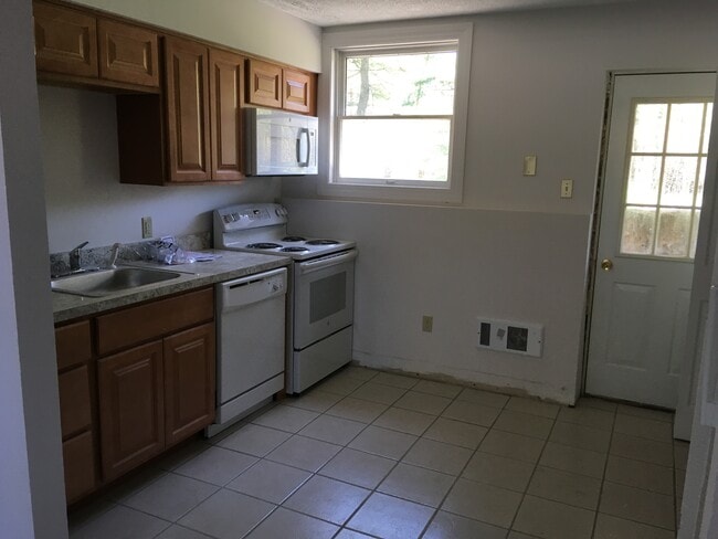 Photo - 2 Fairway Blvd Unit 303 Fairway Commons