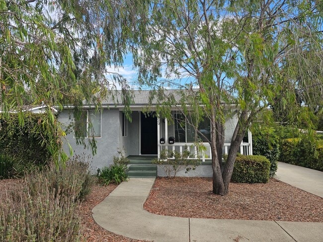 Building Photo - 320-322 Foothill Blvd Unit 320 Rental