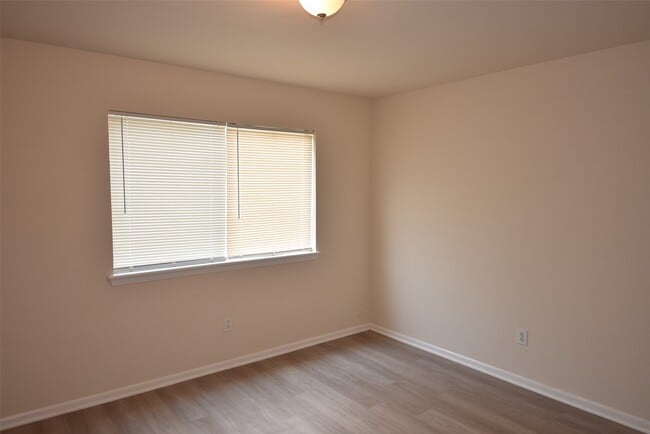 Photo - 14410 Muirfield Ln