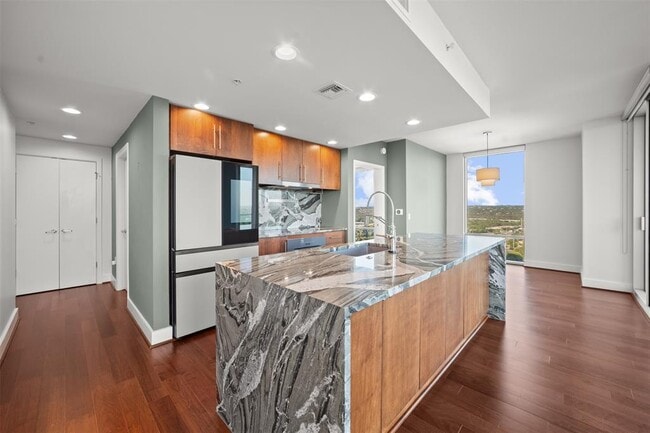 Photo - 300 Bowie St Unit 2405