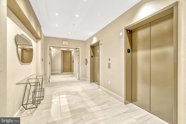 Photo - 7887 Jones Branch Dr Unit 406