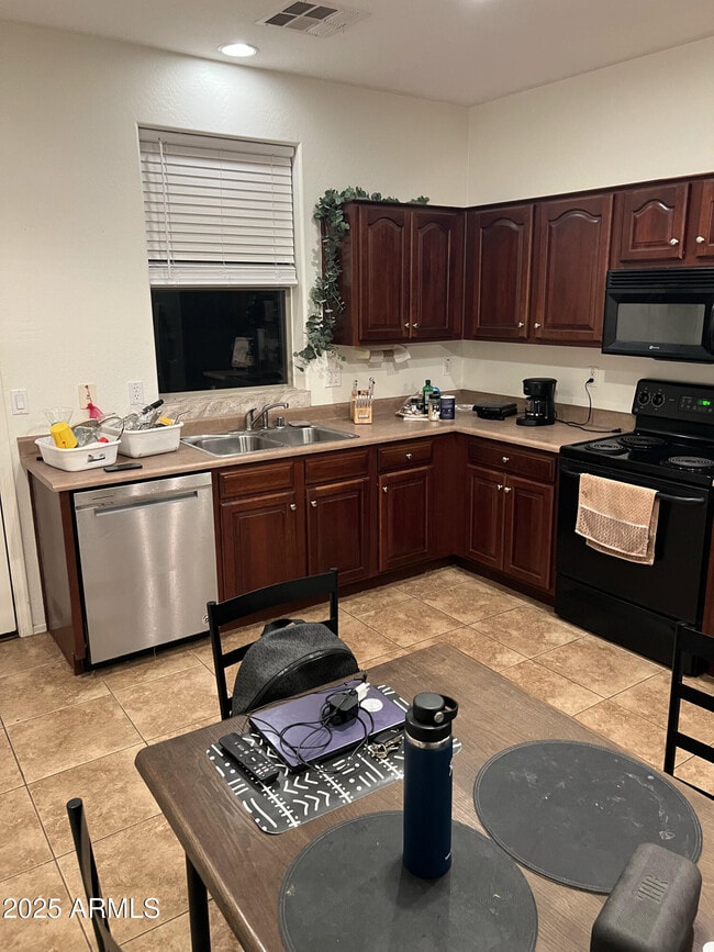 Photo - 2546 W Old Paint Trail