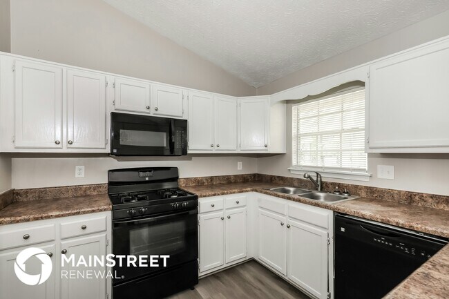 Photo - 8304 Beechwood Trce