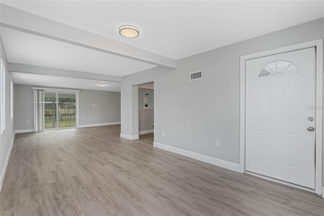 Photo - 1090 Emerald Dr
