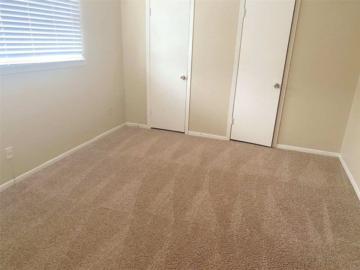 Photo - 1403 Blalock Rd Unit 12