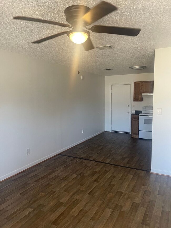 1504 E Ponderosa Rd Unit A