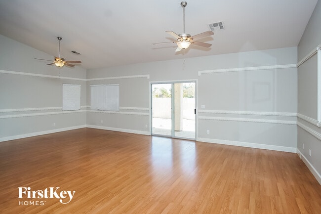 Photo - 5900 Kane Holly St