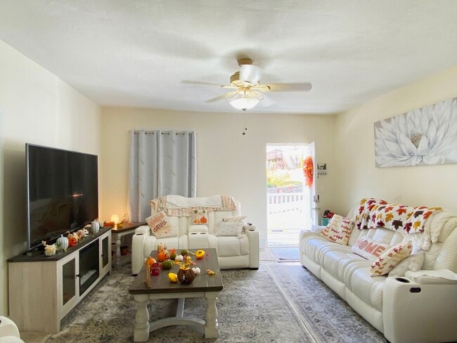 111 Ashland St Unidad -