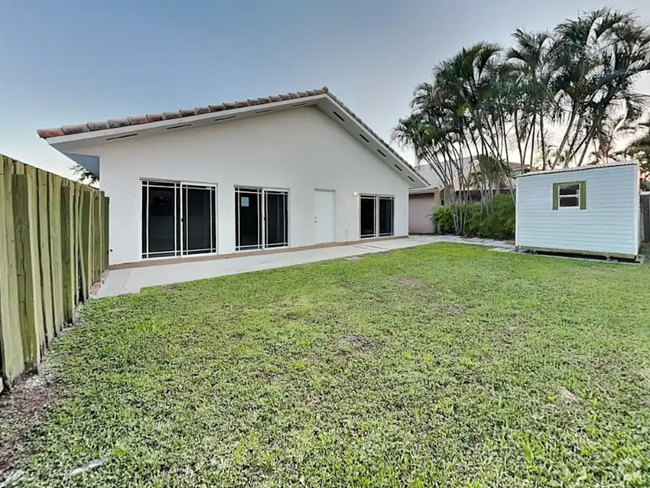 Building Photo - 8733 NW 140th Ln Rental