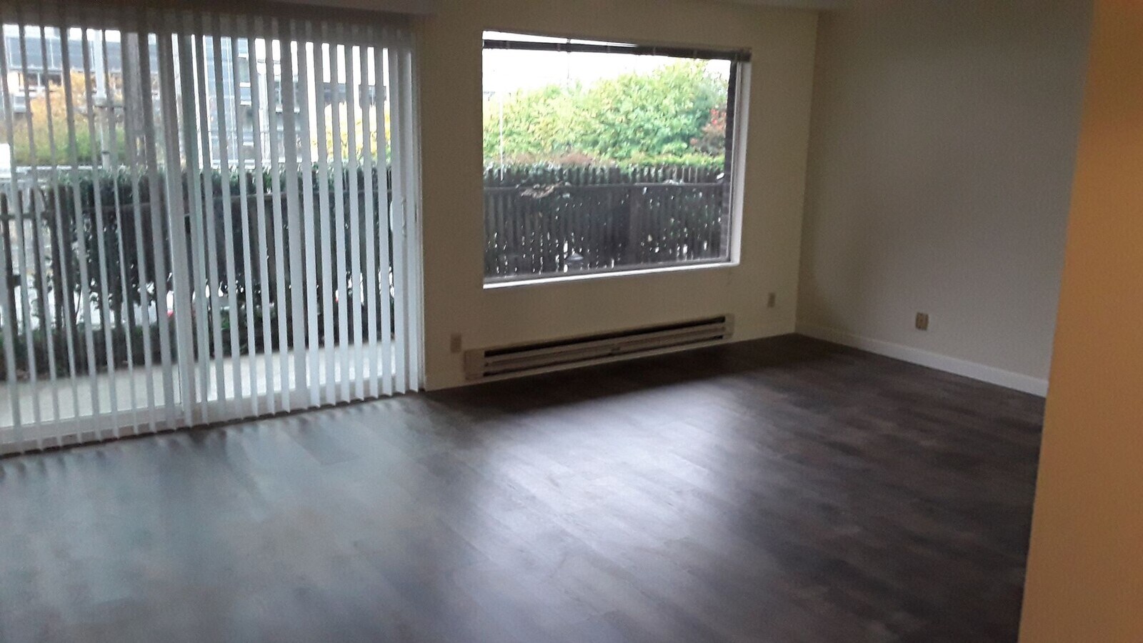 Photo - Admiral Unidad 01 - 101