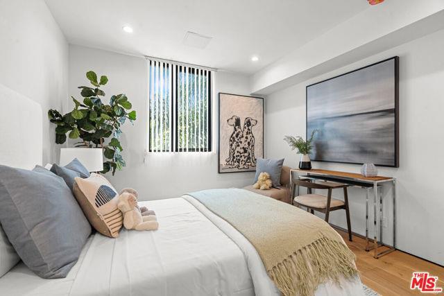 Photo - 11706 Charnock Rd