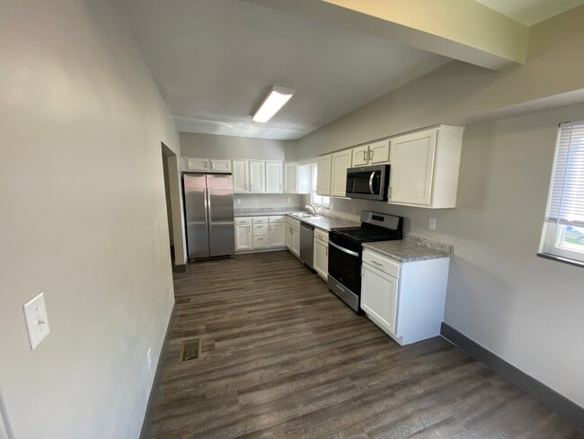 Photo - 1028 Walnut St