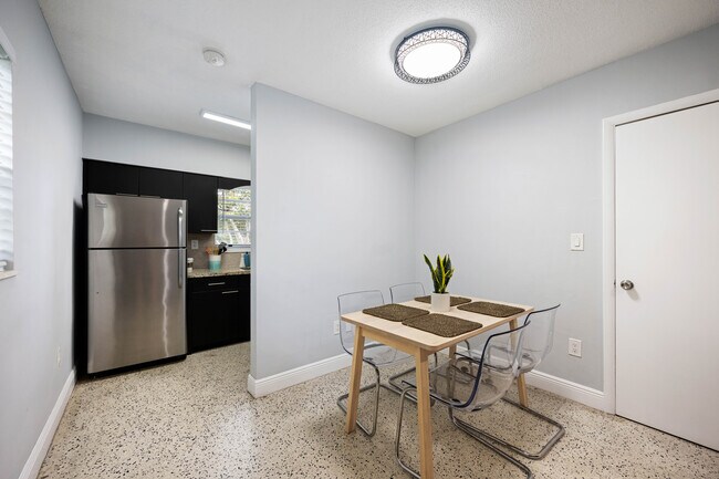 Photo - 2522 SW 27th Ave