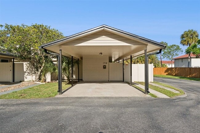 Building Photo - 1716 Lafayette Ct Unit 1716