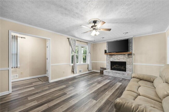 Photo - 1493 Martin Nash Rd SW