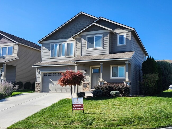 Photo - Spacious 3-Bedroom + Bonus Room Home for R...