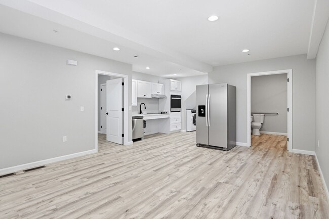 61 Parker St Unit 10