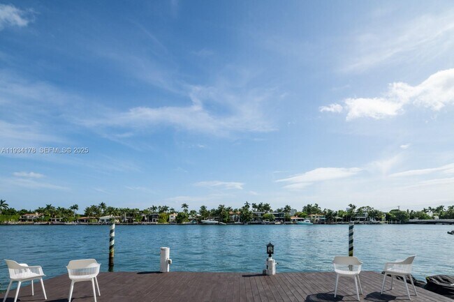 Photo - 315 E San Marino Dr