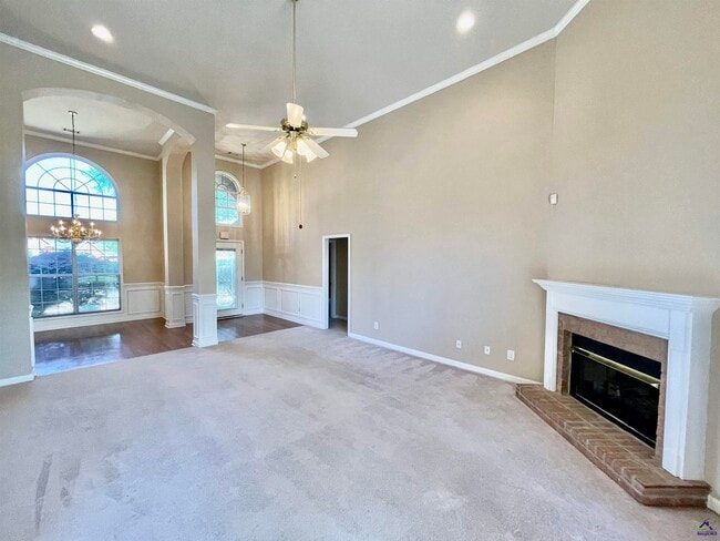 Photo - 103 Oros Point